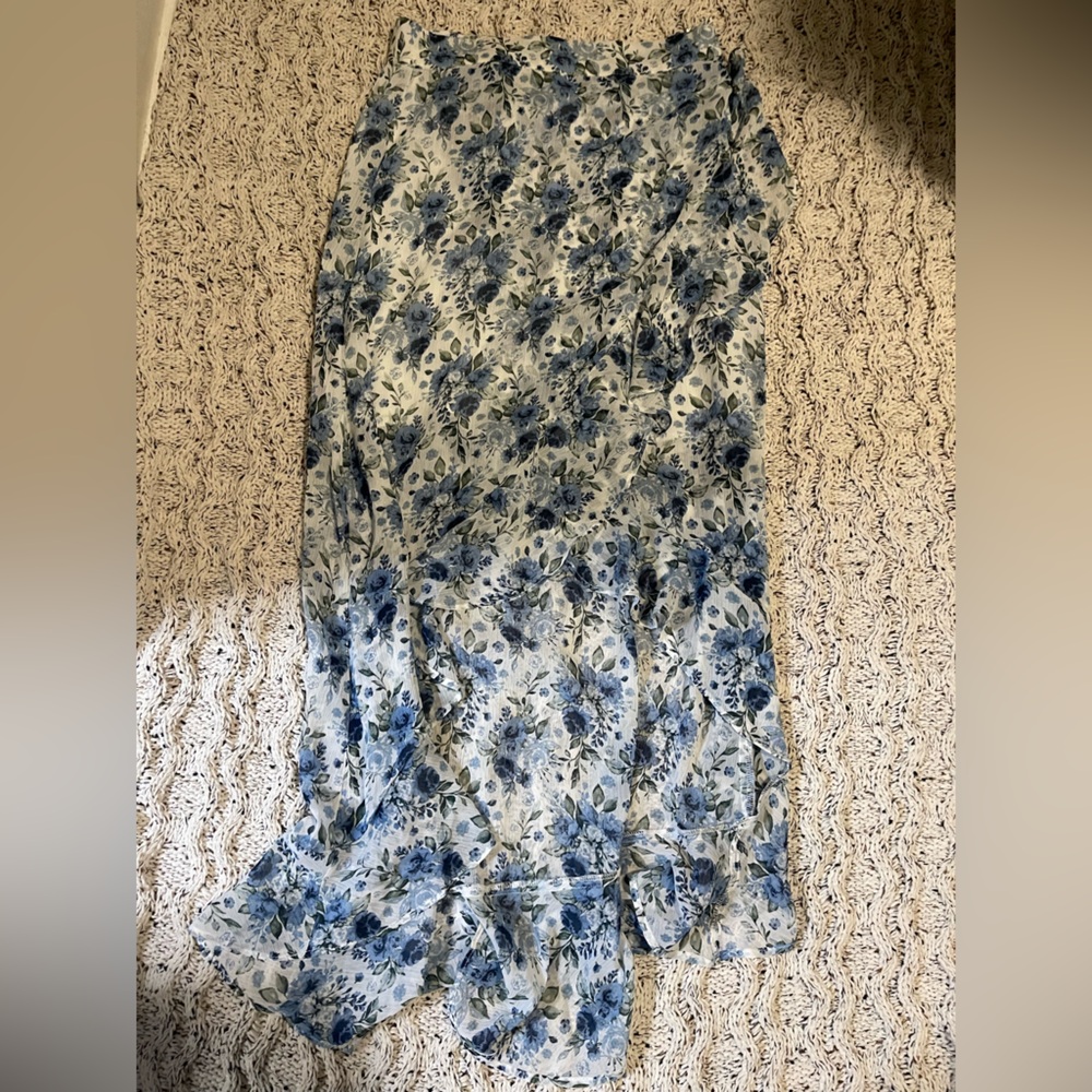 Francesca's Collections Blue Floral Maxi Skirt
